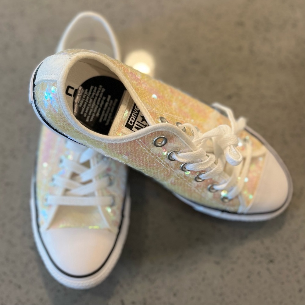 White opalescent sequin Converse All Stars
